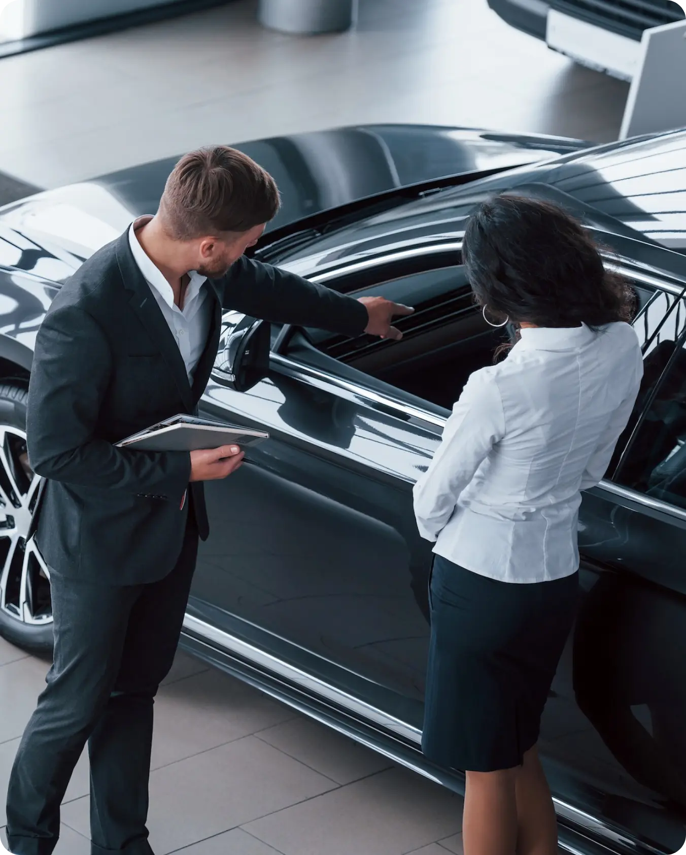 Dealer and customer